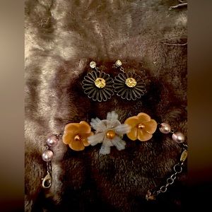 Sabika Earrings ans Bracelet set